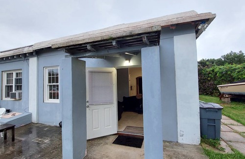 Somerset Village Apartment | 65 m² Apartment ∙ 1 bedroom ∙ 3 guests