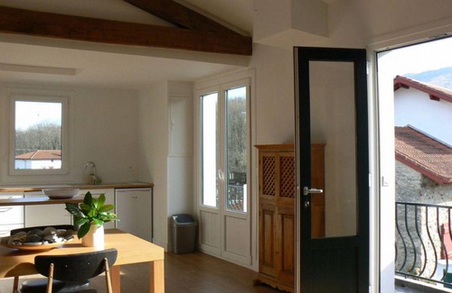 Urrugne Apartment | 65 m² Apartment ∙ 2 bedrooms ∙ 4 guests