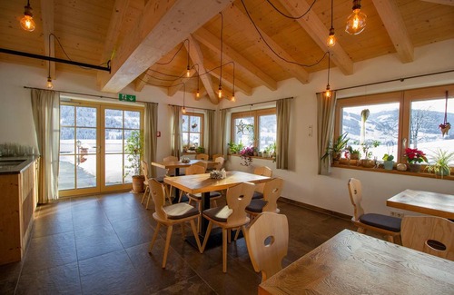Leogang Apartment | 65 m² Apartment ∙ 2 bedrooms ∙ 4 guests