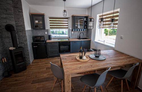 Karlovy Dvory Apartment | 65 m² Apartment ∙ 2 bedrooms ∙ 5 guests