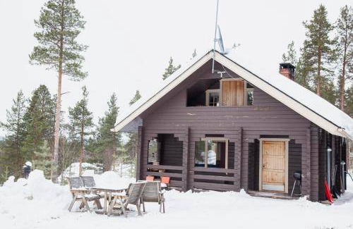Ivalo Ski Chalet | 65 m² Chalet ∙ 2 bedrooms ∙ 6 guests