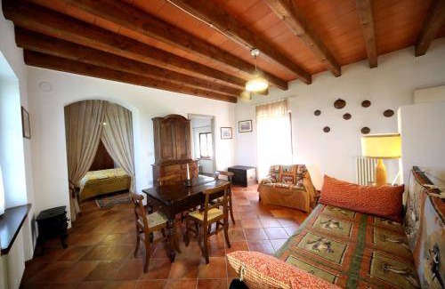 Barbaresco House | 65 m² Farmhouse ∙ 2 bedrooms ∙ 4 guests