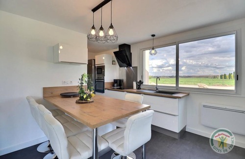 Parigne House | 65 m² Gîte ∙ 2 bedrooms ∙ 4 guests