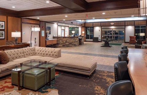 Stevens Point Hotel | 65 m² Hotel ∙ 2 bedrooms ∙ 127 guests