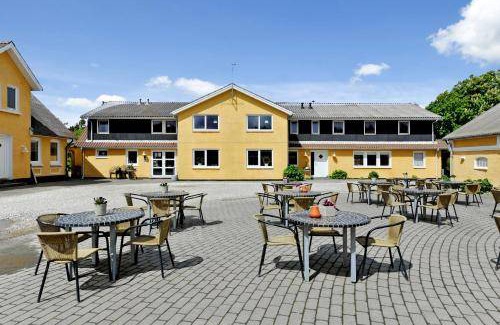 Lonstrup Hotel | 65 m² Hotel ∙ 6 guests