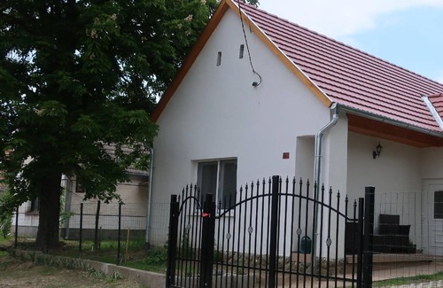 Dobrokoz House | 65 m² House ∙ 1 bedroom ∙ 4 guests
