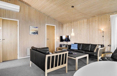 Sandkaas House | 65 m² House ∙ 3 bedrooms ∙ 6 guests