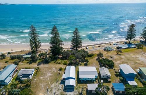 Brooms Head House | 65 Ocean Road, Brooms Head