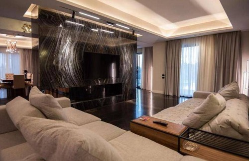 6th of October City Villa | 650 m² Villa ∙ 5 bedrooms ∙ 9 guests