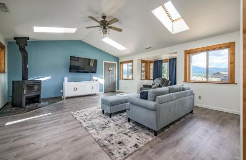 Baderville House | 6555 N Chambers Dr