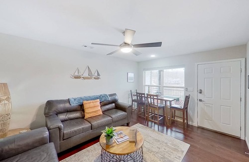 Lakeland Condo | 66 m² Condo ∙ 2 bedrooms ∙ 6 guests