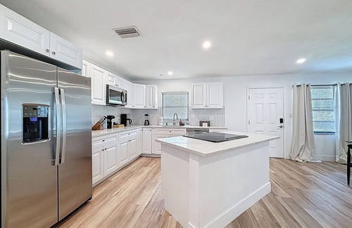 Orient Park House | 6616 Travis Blvd Summ