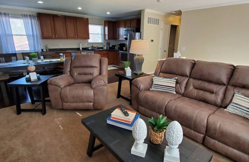 Otterbien Home House | 6681 Cincinnati Dayton · ✪ Pet Friendly Home ✪ Fenced in Yard ✪ Renovated ✪