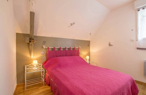 Neant-sur-Yvel House | 68 m² Gîte ∙ 2 bedrooms ∙ 4 guests