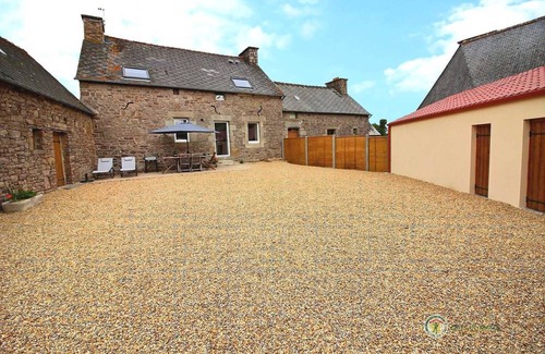 Plehedel House | 68 m² Gîte ∙ 3 bedrooms ∙ 6 guests