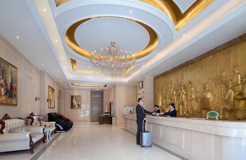 Jinan Hotel | 68 m² Hotel ∙ 2 bedrooms ∙ 4 guests