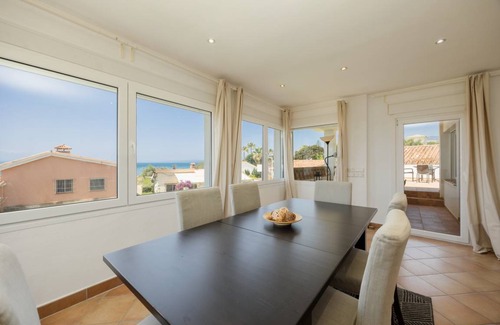 Urbanizacion Costabella Apartment | 693 m² Apartment ∙ 4 bedrooms ∙ 8 guests
