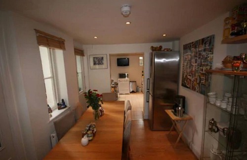 Vauxhall Bed & Breakfast | 69TheGrove