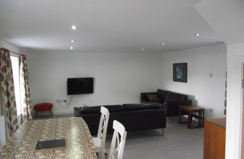 Dingwall Apartment | 6B Church St. Dingwall Apartment