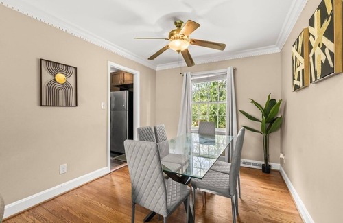 Charlotte House | 6BD Home | BOA, Discovery, Raptor, USNWC & Airport
