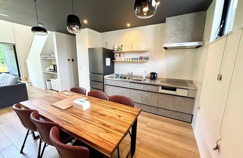Hakuba House | 6minute drive to Happoone Gondola Lift Chalet /Kitaazumi-gun Nagano
