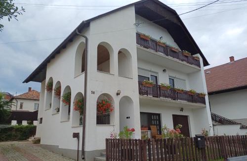 Heviz Apartment | 6RoomS BALATON-HÉVÍZ