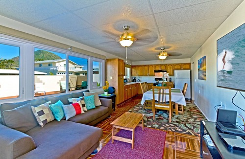 Portlock House | 7-BEDROOM HOME SPECTACULAR POOL WALK EVERYWHERE AROUND HAWAII KAI!