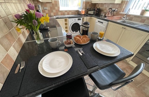 Dolwyddelan Cottage | 7 CASTLE TERRACE, pet friendly, with open fire in Dolwyddelan