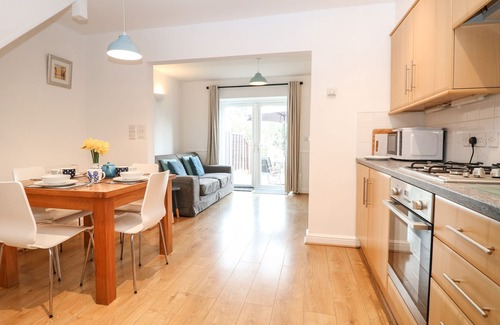Kessingland Cottage | 7 COASTAL COTTAGES, pet friendly, with a garden in Kessingland