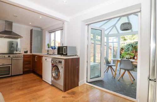 Arundel House | 7 Daltons Place
