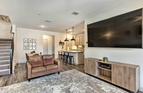 Frisco House | 7 Mi to Lewisville Lake: Family Townhome in Frisco