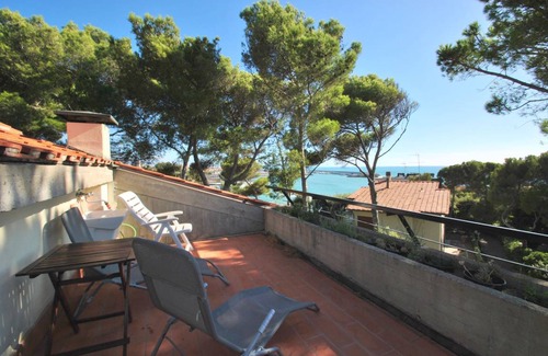 Castiglioncello Apartment | 70 m² Apartment ∙ 3 bedrooms ∙ 7 guests