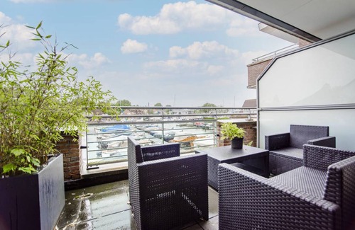 Merenwijk Apartment | 70 m² Apartment ∙ 1 bedroom ∙ 4 guests