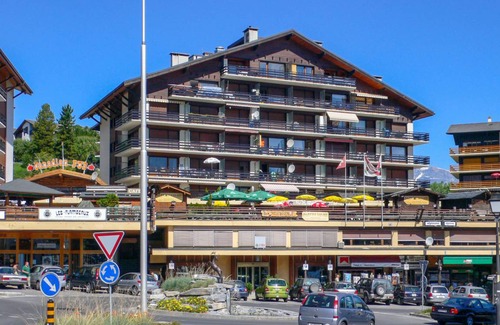 Saint-Pierre-de-Clages Apartment | 70 m² Apartment ∙ 2 bedrooms ∙ 6 guests