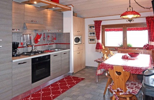 Peglio Apartment | 70 m² Apartment ∙ 3 bedrooms ∙ 6 guests