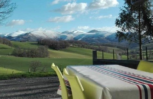 Ainhice-Mongelos House | 70 m² Gîte ∙ 2 bedrooms ∙ 4 guests