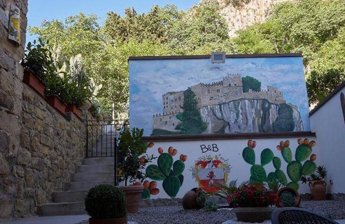 Caccamo House | 70 m² House ∙ 2 bedrooms ∙ 4 guests