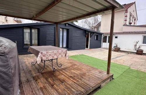 Houilles House | 70 m² House ∙ 3 bedrooms ∙ 6 guests