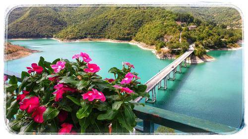 Castel di Tora House | 70 m² House ∙ 2 bedrooms ∙ 6 guests