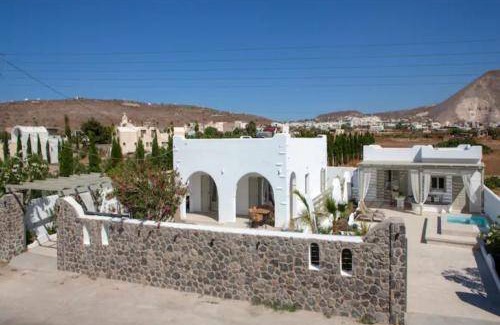 Perivolos Villa | 70 m² Villa ∙ 2 bedrooms ∙ 4 guests