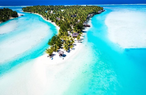 Akitua Island Resort | 700 m² Resort ∙ 2 bedrooms ∙ 127 guests