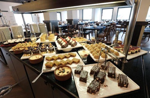 Osmangazi Hotel | 72 m² Hotel ∙ 2 bedrooms ∙ 127 guests
