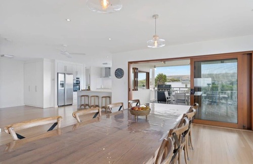Hayborough House | 72 Seagull Ave Chiton