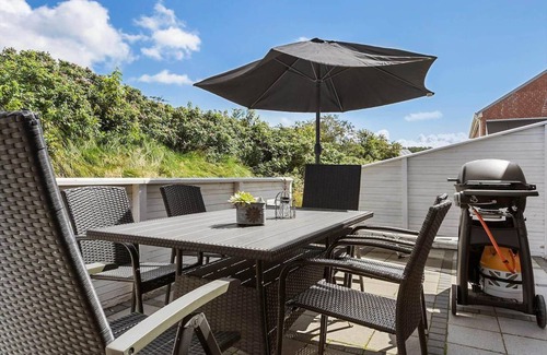 Sønderstrand Apartment | 73 m² Apartment ∙ 2 bedrooms ∙ 4 guests