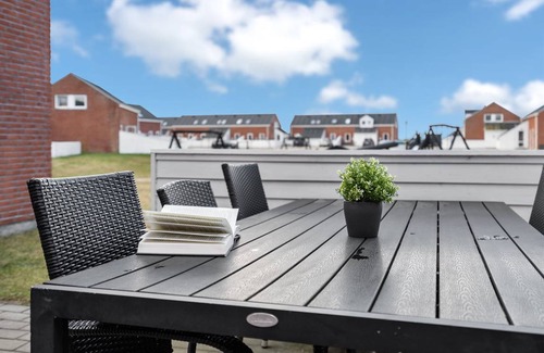 Sønderstrand Apartment | 73 m² Apartment ∙ 3 bedrooms ∙ 6 guests