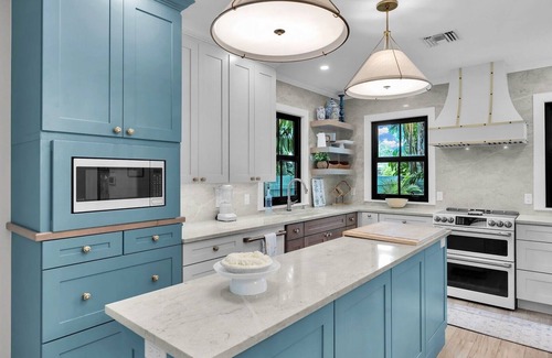 Midtown House | *73 PALMS @ MIDTOWN* Renovated Home & Pool + LAST KEY SERVICES…