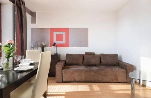 Srodmiescie Apartment | 74 m² Apartment ∙ 2 bedrooms ∙ 6 guests
