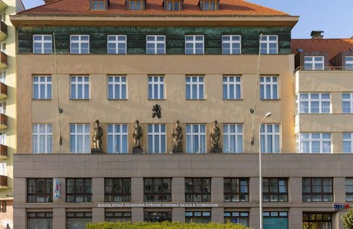 Mlada Boleslav Hotel | 74 m² Hotel ∙ 2 bedrooms ∙ 6 guests