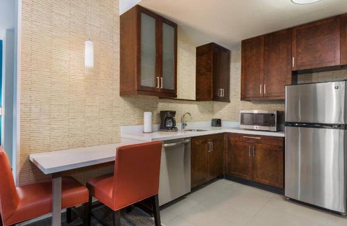 Charlotte Center City Hotel | 74 m² Hotel ∙ 127 guests