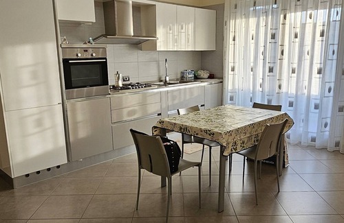 Sottomarina Apartment | 75 House elegant and spacious apartment 2 steps from the sea